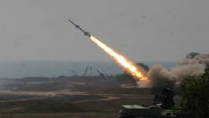 التحالف العربي: استهداف الحوثيين للمدن بالبالستي دليل استمرار تهريب السلاح