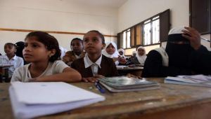 تعثّر اليوم الدراسي الأول في عدن