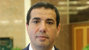 الحكومة تنتقد مزايدة الحوثيين وتقول إن إيران واسرائيل وجهان لعملة واحدة