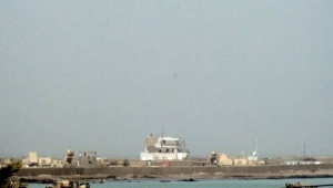 ملتقى أبناء الساحل التعزي يستنكر إعلان المكتب السياسي في الساحل