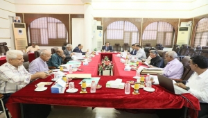 بحيبح يوجه الهيئة العليا للأدوية بتعزيز عمل إدارة الرقابة والتفتيش وتكثيف أدائها