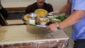 "العصيد" .. رويترز تسلط الضوء على أشهر الأكلات الشعبية في اليمن