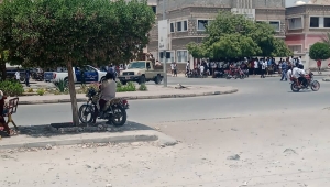 اتحاد طلبة جامعة حضرموت يعلن نجاح الإضراب للمطالبة بإلغاء الزيادة في المشتقات النفطية