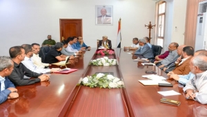 لصالح المعلمين.. سلطات تعز تقر تخفيض 50% من رسوم العمليات الجراحية