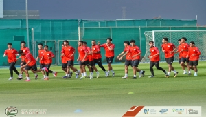 المنتخب الوطني للشباب يجري تدريبه الأول في مدينة أبها السعودية