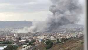 إسرائيل تقصف خزانات وقود وإعلام الحوثيين في صنعاء والجوف والحوثي يعلن التصدي