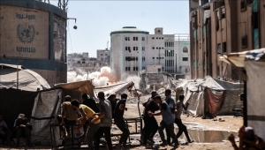 مدينة غزة تباد.. إسرائيل تنذر بإخلاء برج سكني في حي الرمال