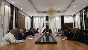 بن ماضي يلتقي وفد غروندبرغ ويطالب بتمثيل حضرموت بأي تسوية سياسية بما يليق بمكانتها ومقدراتها