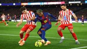 برشلونة يواجه أتليتيكو مدريد في قبل نهائي كأس الملك