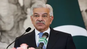 وزير الدفاع الباكستاني: إسرائيل شر ولعنة على البشرية