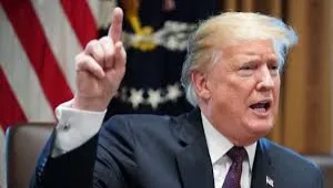 الرئيس الأمريكي يتوعد إيران بضربات شاملة اذا فشلت محادثات السلام في باكستان