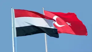 سفير اليمن في تركيا يشكر أنقرة على مراجعة رسوم الإقامة وتخفيف الأعباء عن اليمنيين