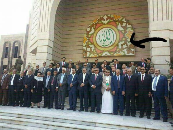 الانقلابيون خلال 2016م .. حصاد عام قاس من التحالف والافتراق (تقرير)