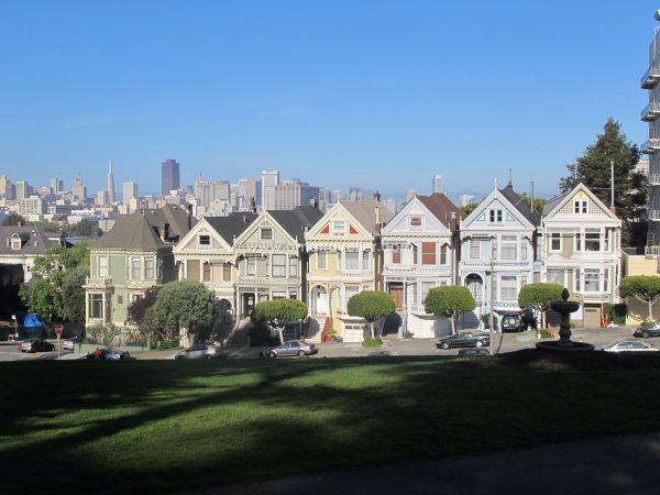 93 تريليون دولار صافي ثروة الأسر الأمريكية