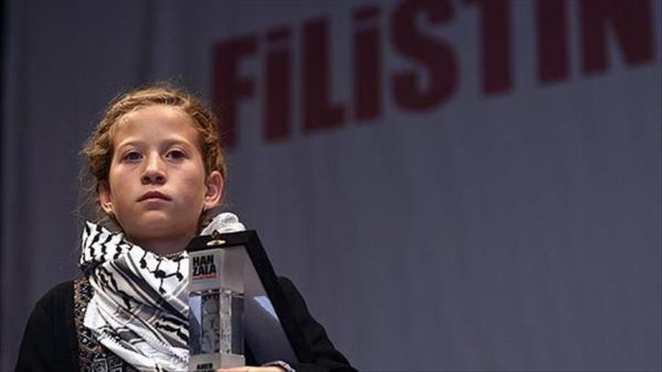 الجيش الإسرائيلي يعتقل الطفلة 