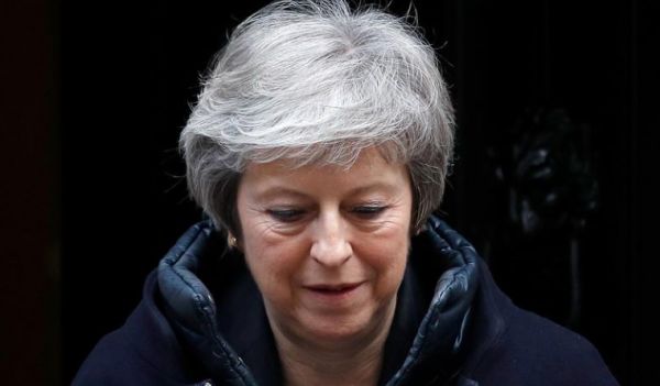 محكمة إماراتية تقضي بالسجن المؤبد على بريطاني بتهمة التجسس وماي تشعر 