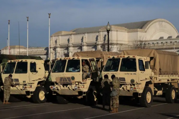 بانتظار التنصيب.. واشنطن تتأهب أمنيا وبايدن مطمئن وبيلوسي ترسل مذكرة العزل 