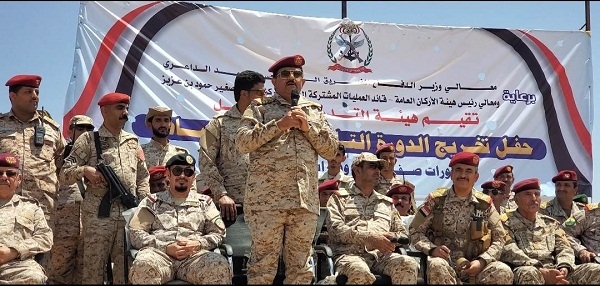 الداعري يشدد على أهمية تدريب الجيش وتأهيله لاستعادة الدولة