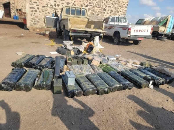 لحج.. ضبط سيارة محملة بذخائر ثقيلة أثناء تهربيها في الصبيحة