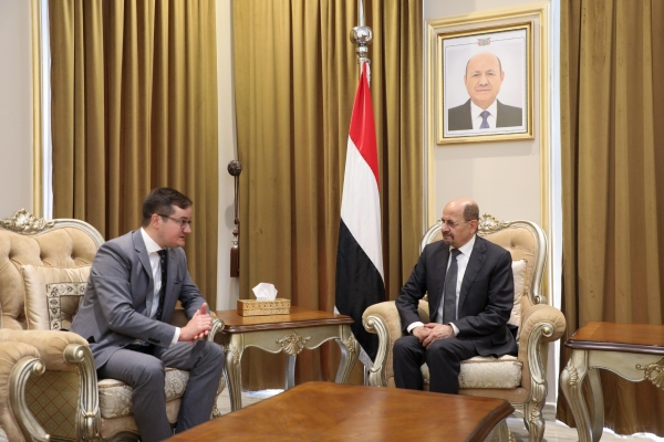 الزنداني يبحث مع السفير الروسي المستجدات اليمنية