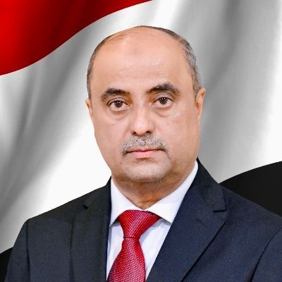 عقب مظاهرة نسوية.. رئيس الوزراء يتعهد بمعالجة ملف الكهرباء ويؤكد أن صوتهن يمثل كل بيت في عدن