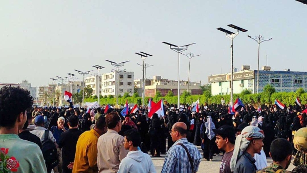 تيار التغيير والتحرير يدين بشدة قمع تظاهرات النساء في عدن ويحذر من التداعيات