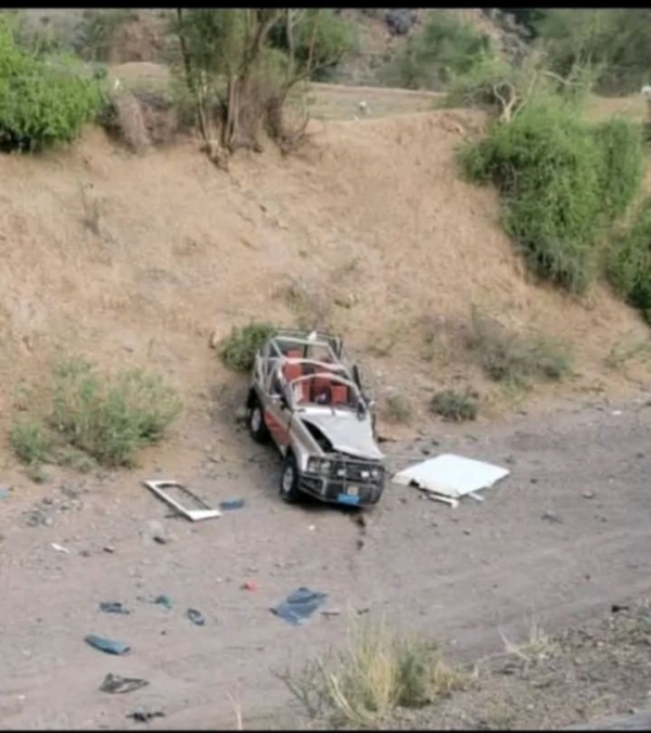 الحديدة.. وفاة وإصابة 4 أشخاص بحادث مروع في باجل