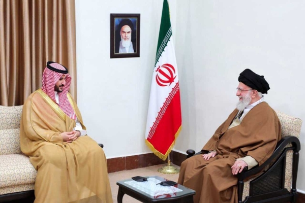 تحذير سعودي لإيران: قبول العرض الأمريكي بشأن النووي أو حرب مع 