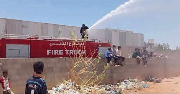 خسائر مادية كبيرة بحريق هائل في حضرموت