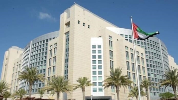 الإمارات تجلي عددا من رعاياها والمقيمين المتواجدين في إيران