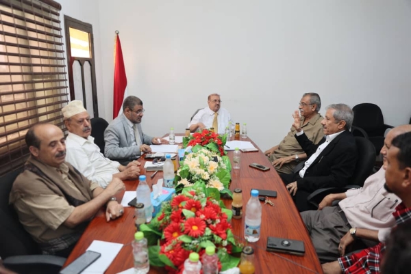 رئاسة البرلمان تصدر قرارا بإضافة سقطرى إلى مهام لجنة حضرموت والمهرة لمراقبة أداء السلطة المحلية