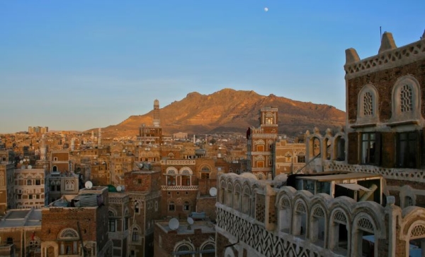 الحرب تترك ندوبها على آثار اليمن.. هدم قصور تاريخية مبنية بالطوب 