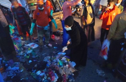 القائمة بأعمال صندوق النظافة تدشن حملة نظافة في شوارع تعز