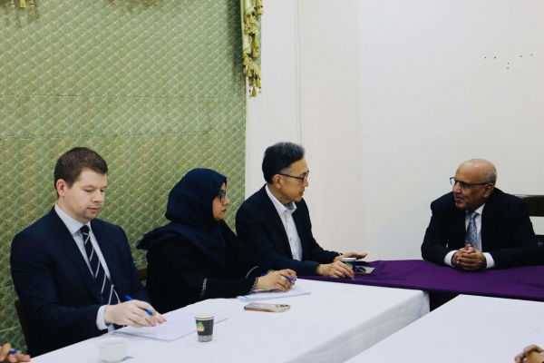 خلال لقاء وفد أممي.. الانتقالي يجدد تمسكه بالإنفصال ويؤكد أن جماعة الحوثي لن تنصاع للسلام