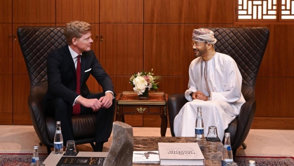 غروندبرغ يؤكد على تنسيق الجهود الإقليمية لدعم الحل السياسي في اليمن