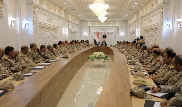 العرادة يوجه برفع الجاهزية ويؤكد أنه لا يمكن لأي قوة أن تنال من عزيمة الجيش والمقاومة