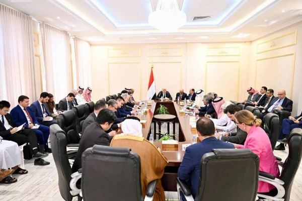 أحزاب يمنية ترفض إجراءات الانتقالي والناصري والاشتراكي وطارق صالح يغيبون