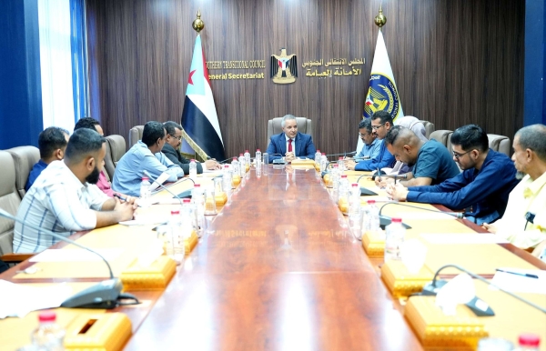 الانتقالي يواصل حشد المؤسسات الحكومية لمطالبه الانفصالية