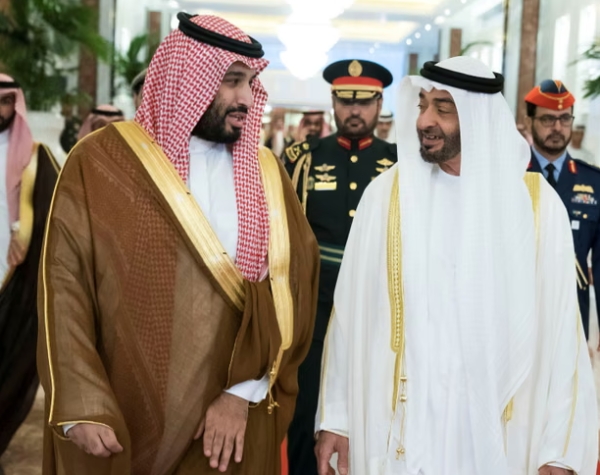 افتتاحية الجارديان: تصادم الإمارات والسعودية يجعل آخرون يدفعون الثمن (ترجمة خاصة)