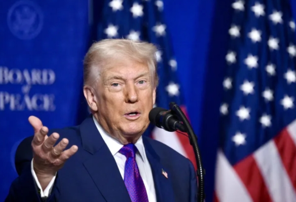 وول ستريت جورنال: ترمب يبحث ضربة محدودة لإيران للضغط نحو صفقة نووية