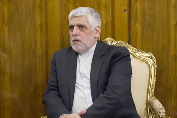 الحوثيون يدينون موقف الحكومة اللبنانية وطرد سفير إيران من بيروت