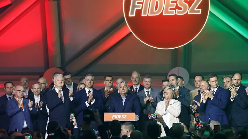 المجر.. أوربان يقر بخسارته في الانتخابات العامة ويهنئ زعيم المعارضة