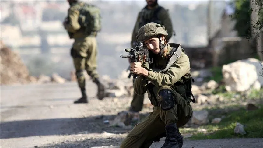 بينهم طفل وفتاة.. إصابة 4 فلسطينيين باعتداءات إسرائيلية في الضفة