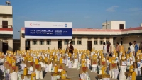 خلية الأعمال الإنسانية تدشن مشروع توزيع 10 آلاف سلة غذائية في محافظة مأرب