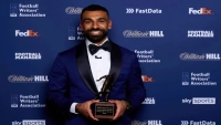 محمد صلاح يتوج أفضل لاعب بالدوري الإنجليزي للمرة الثانية