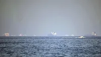هجوم إيراني على سفينة شحن تجارية قرب مضيق هرمز
