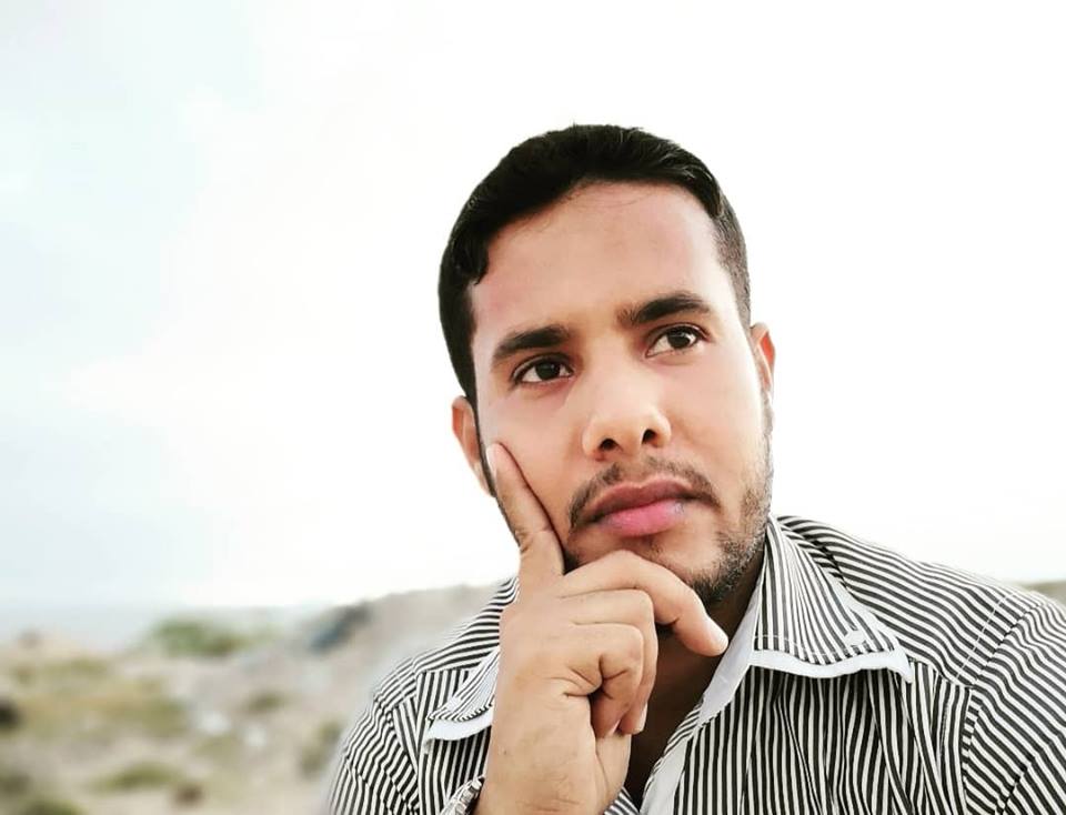 لا تغلقوا الأبواب في وجوههم فتندمون!